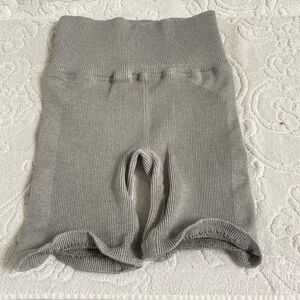 FP Movement by Free People Happiness Runs Bike Shorts Grey Sz. XS/S​​​​